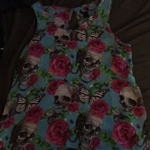 Skull & flowers tank top